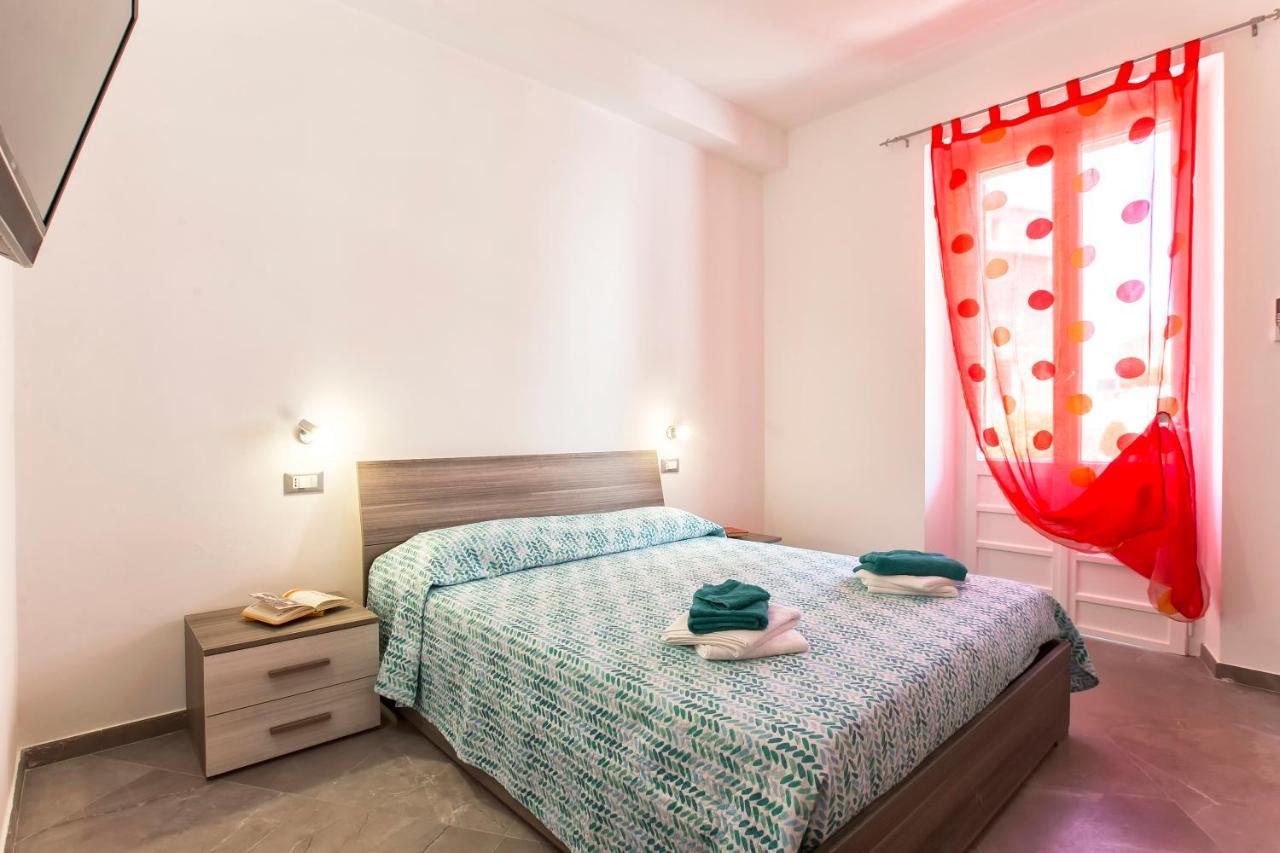 Nonna Adelina Apartments & Rooms Альгеро Экстерьер фото